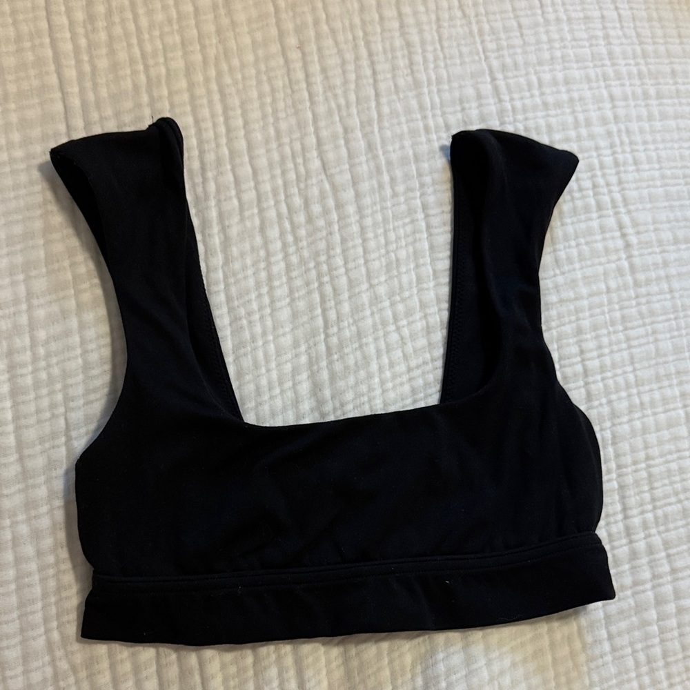 Black Sports Bra